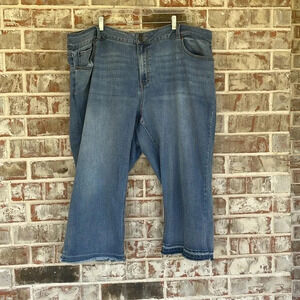 Est.‎ 1946 Curvy Blue Denim Cropped Jeans